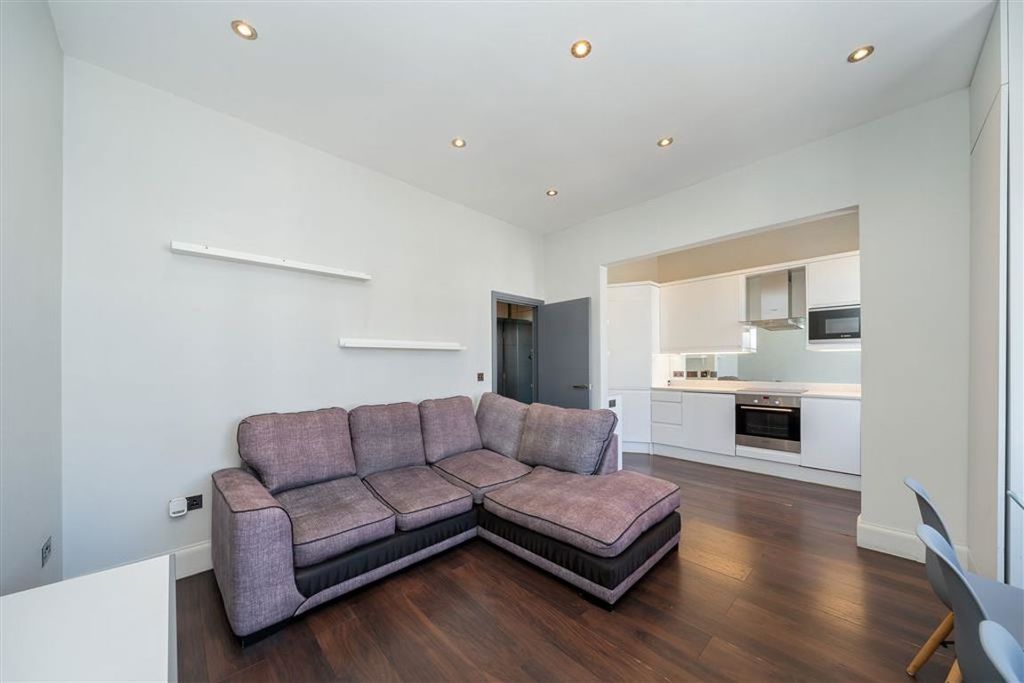 Property photo 2 of 5