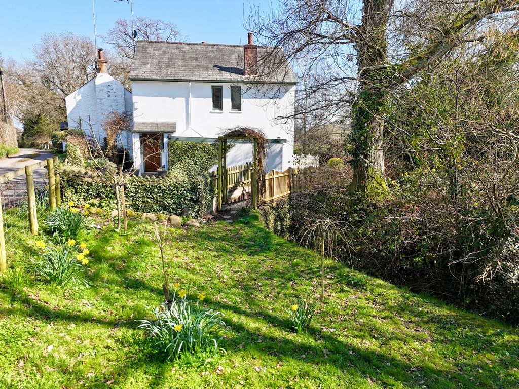 Property photo 1 of 24