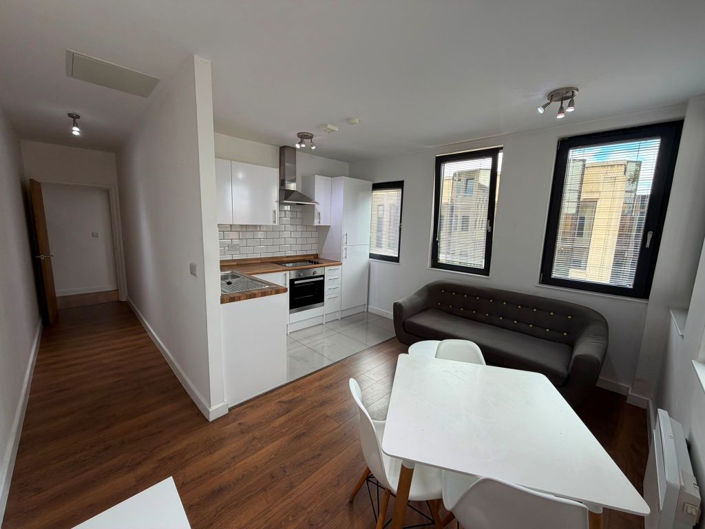 Property photo 1 of 5