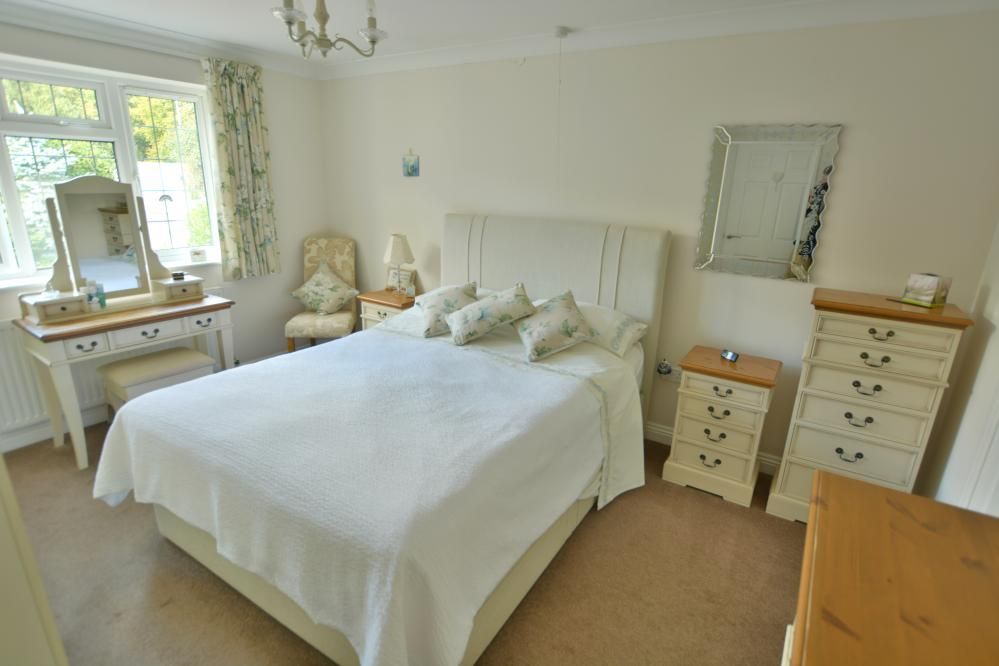 Property photo 3 of 20 Agents Notes