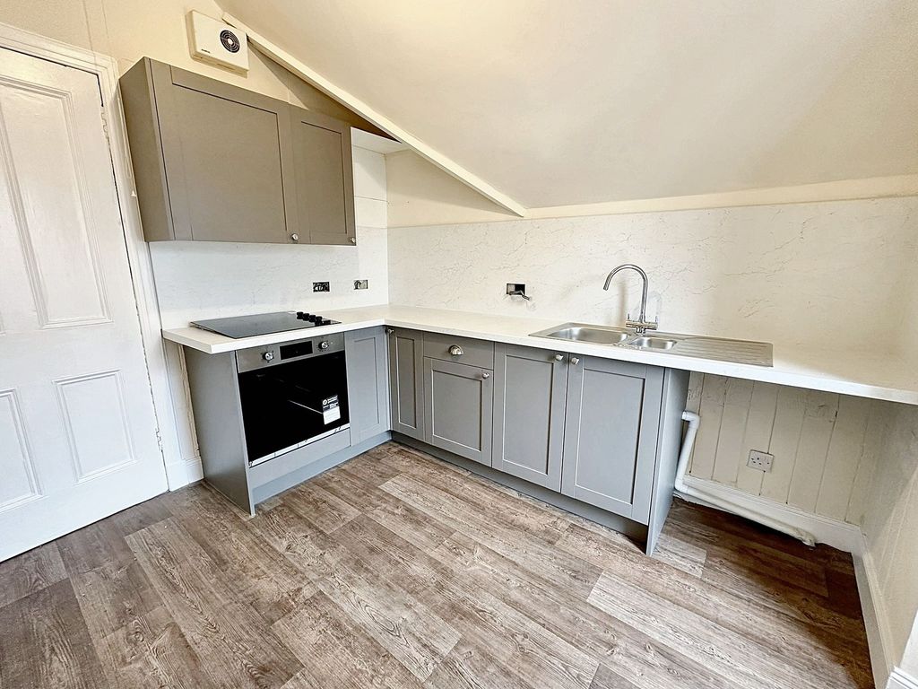 Property photo 2 of 15 Kitchen