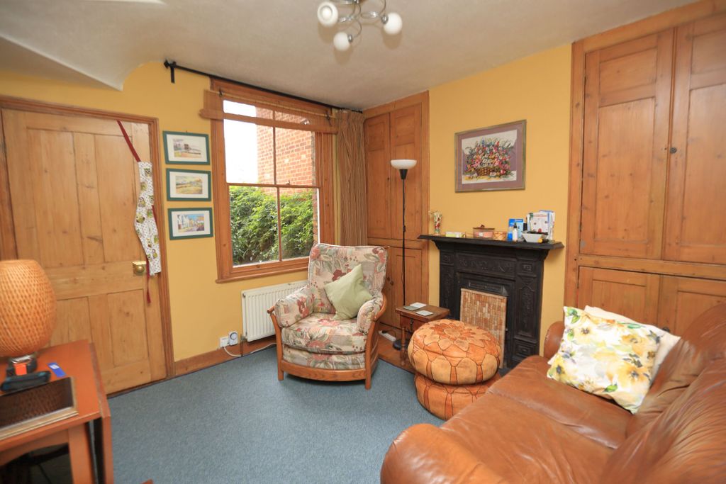 Property photo 3 of 15