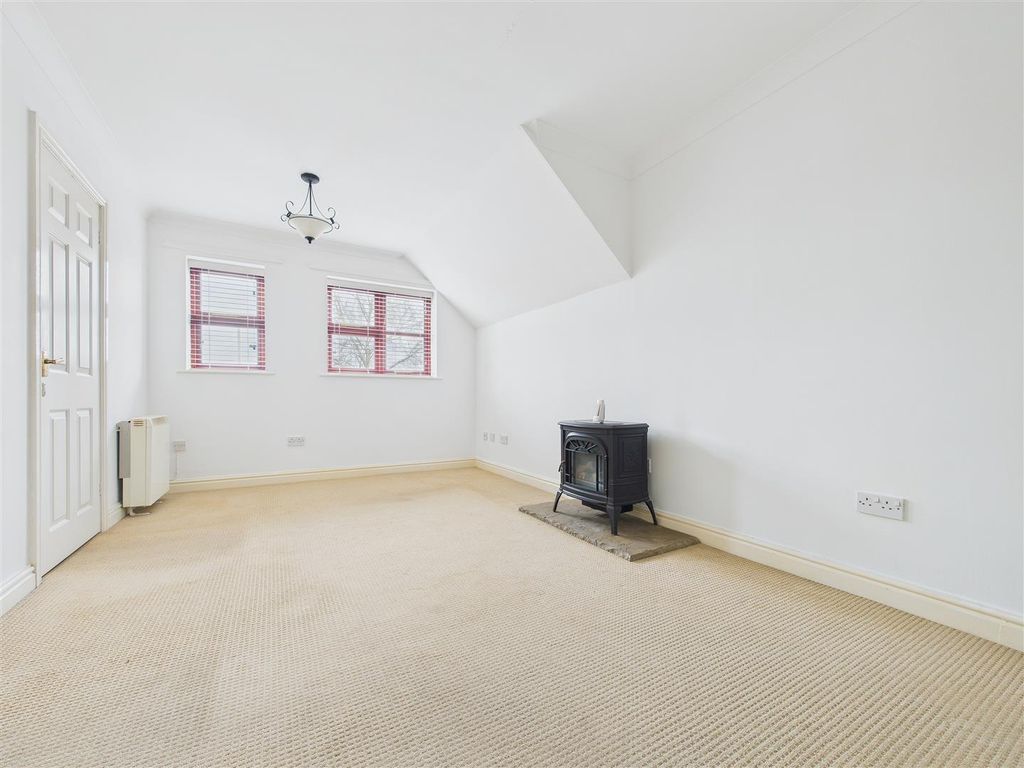 Property photo 3 of 6 Cam01407G0-Pr0064-Still002.Jpg