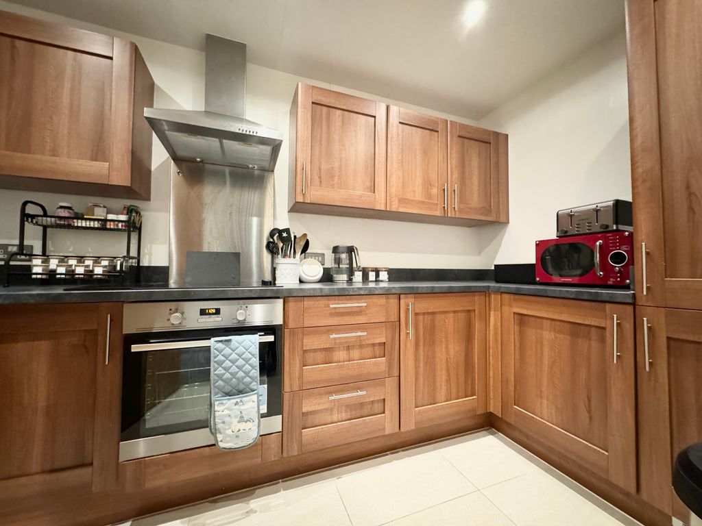 Property photo 2 of 12 Img_9197