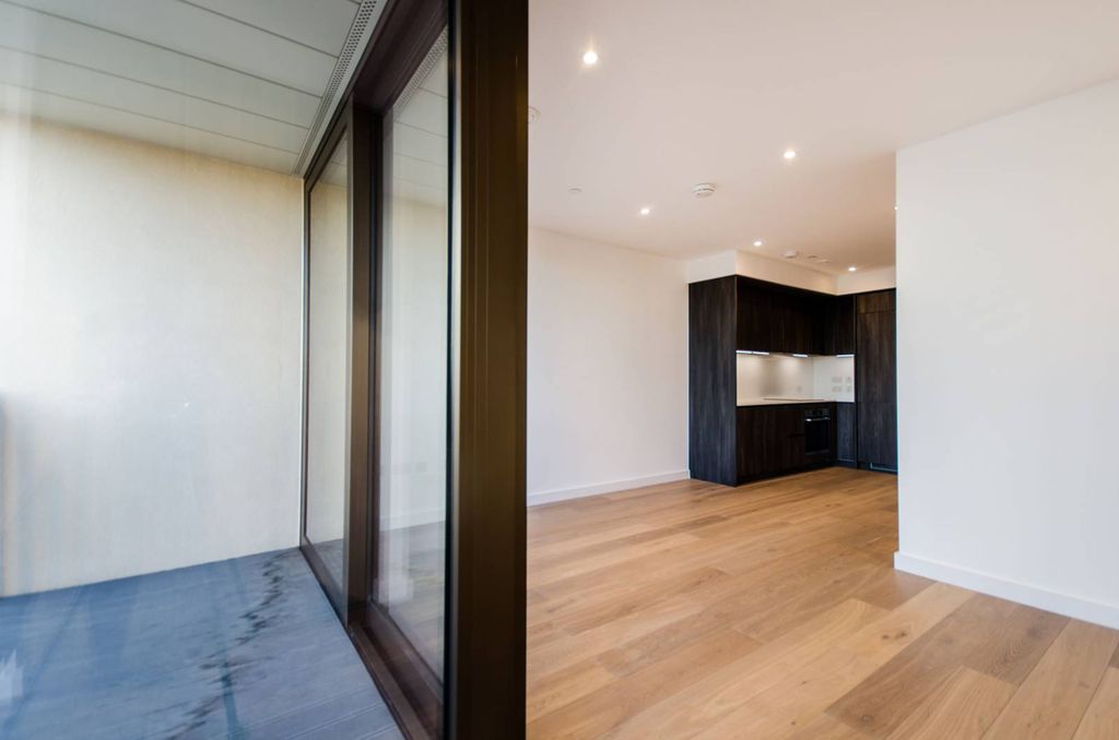 Property photo 1 of 35