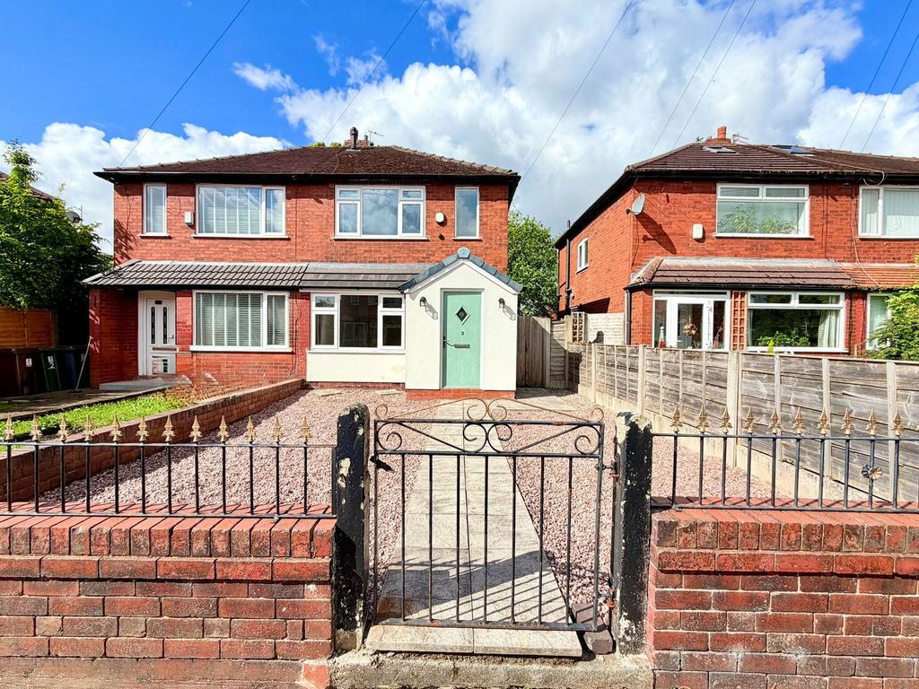 Property photo 1 of 24