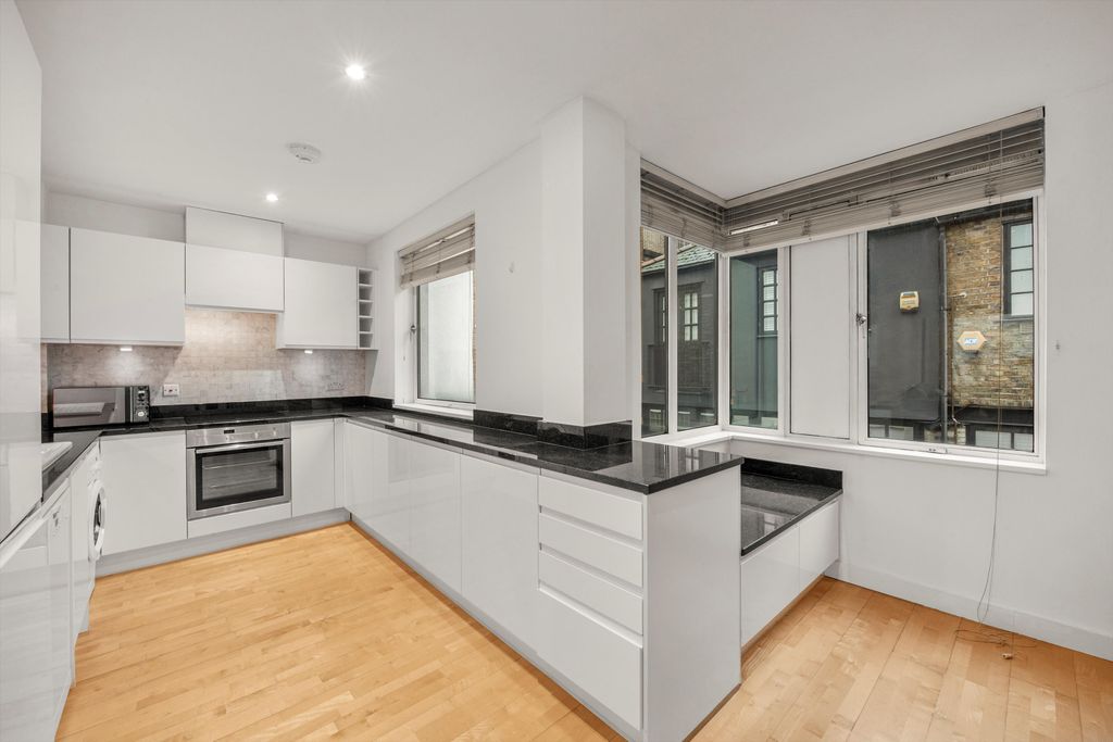 Property photo 3 of 10 Image