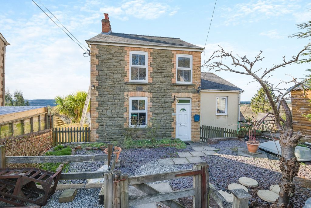 Property photo 1 of 35