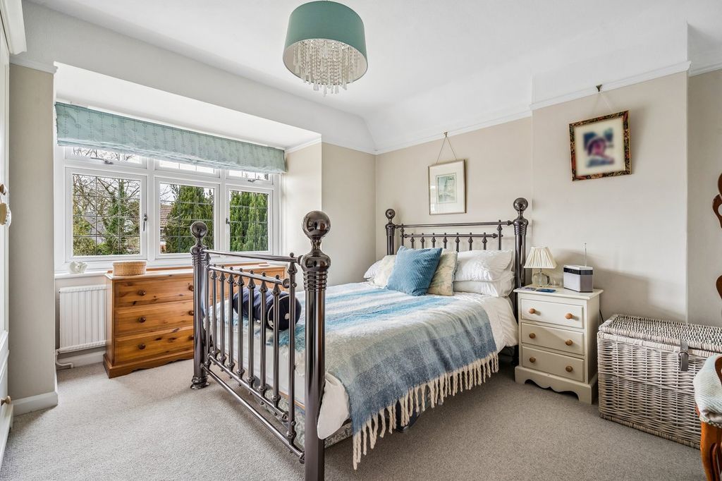 Additional image 13 of 3 bed detached house for saleSt James Walk, Richings Park, Iver SL0