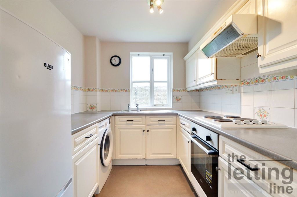 Property photo 2 of 10 Picture No. 19