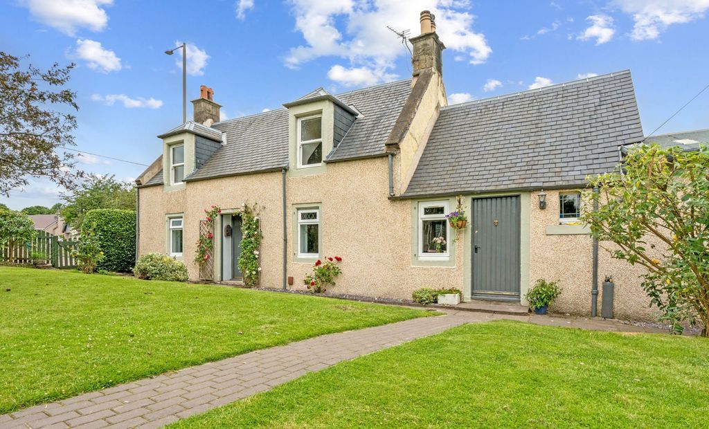 Property photo 1 of 29