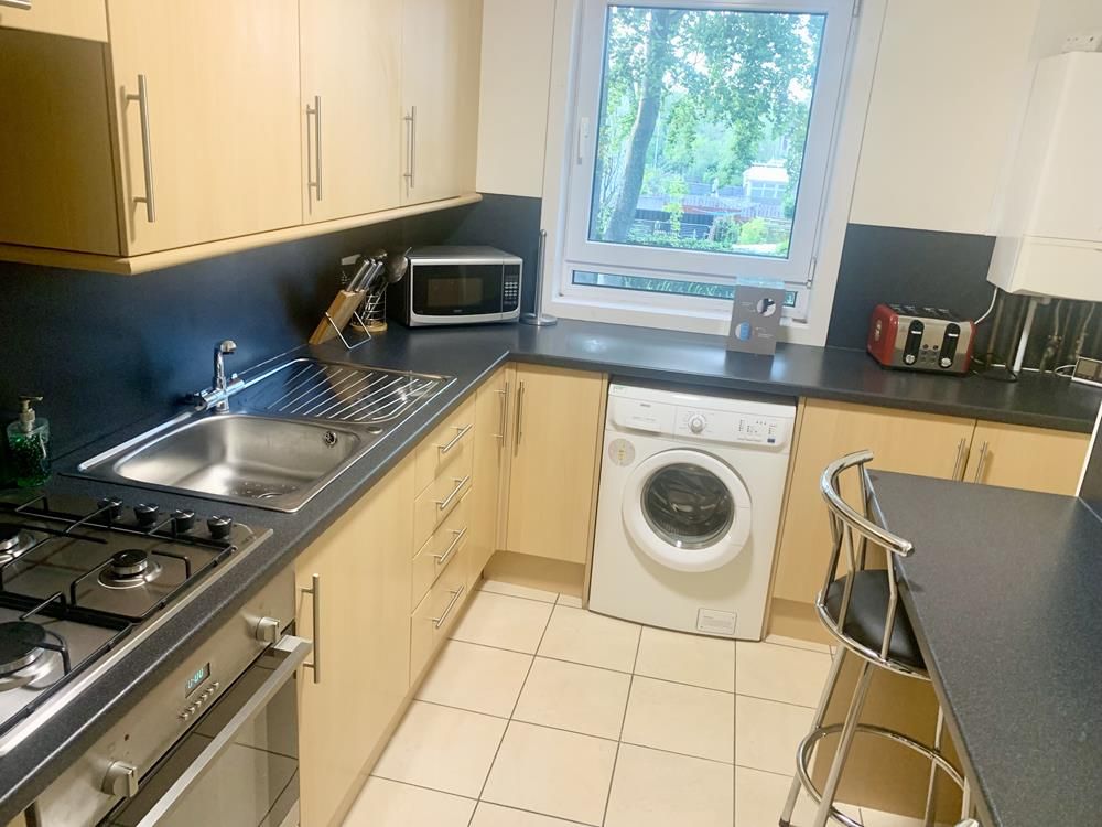 Property photo 3 of 5 Kitchen