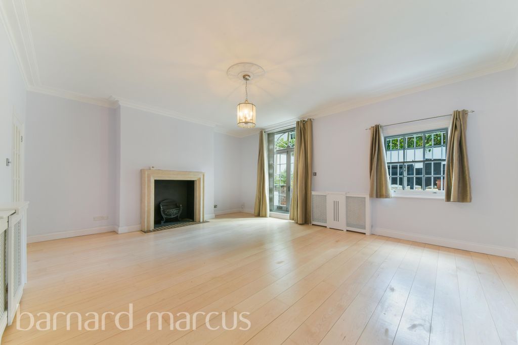 Property photo 1 of 8 Reception Room