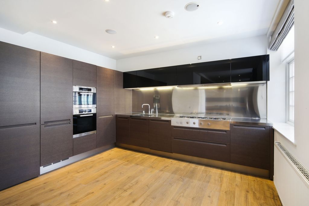 Property photo 3 of 7 Ph14_657883