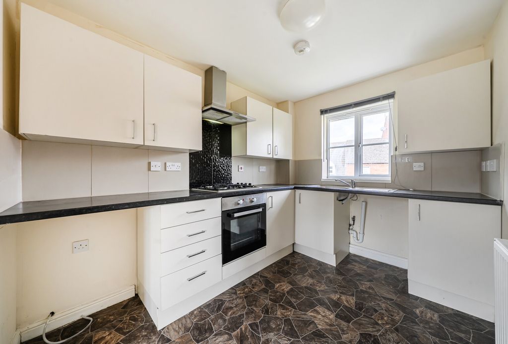 Property photo 2 of 12 1500474-6-6A6B18A...