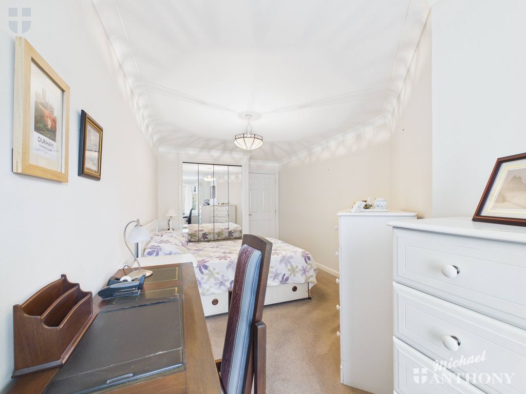 Property photo 3 of 8 Cam03218G0-Pr0967-Still002