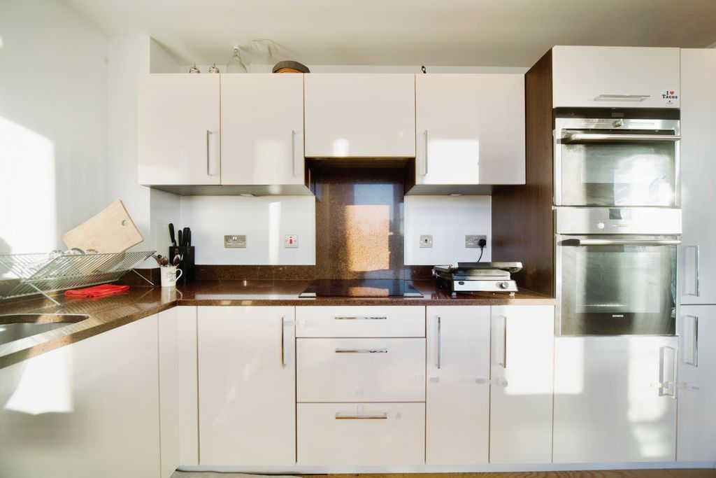 Property photo 3 of 18 Photography