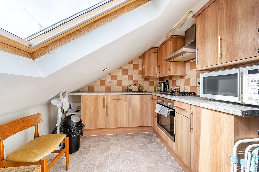 Property photo 1 of 5
