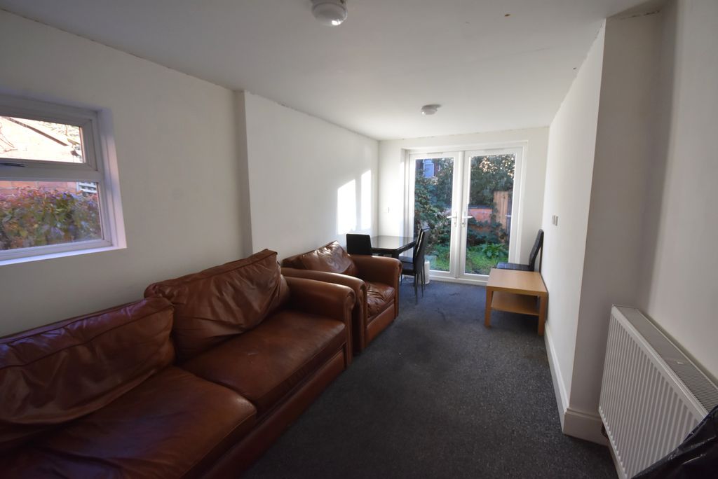 Property photo 2 of 4