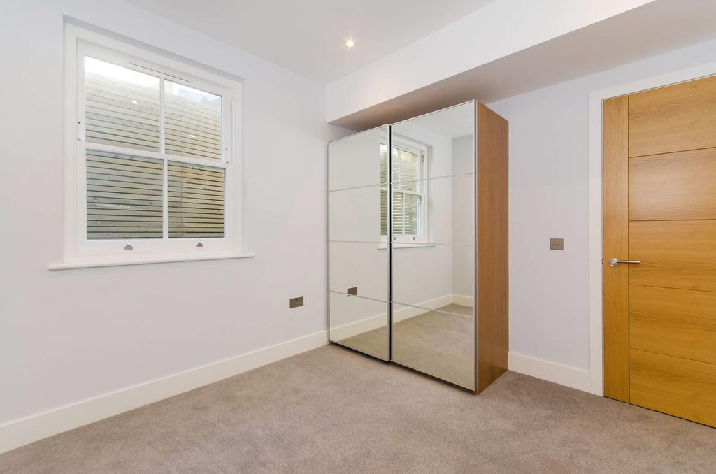 Property photo 1 of 5 Helliwell &amp; Co.