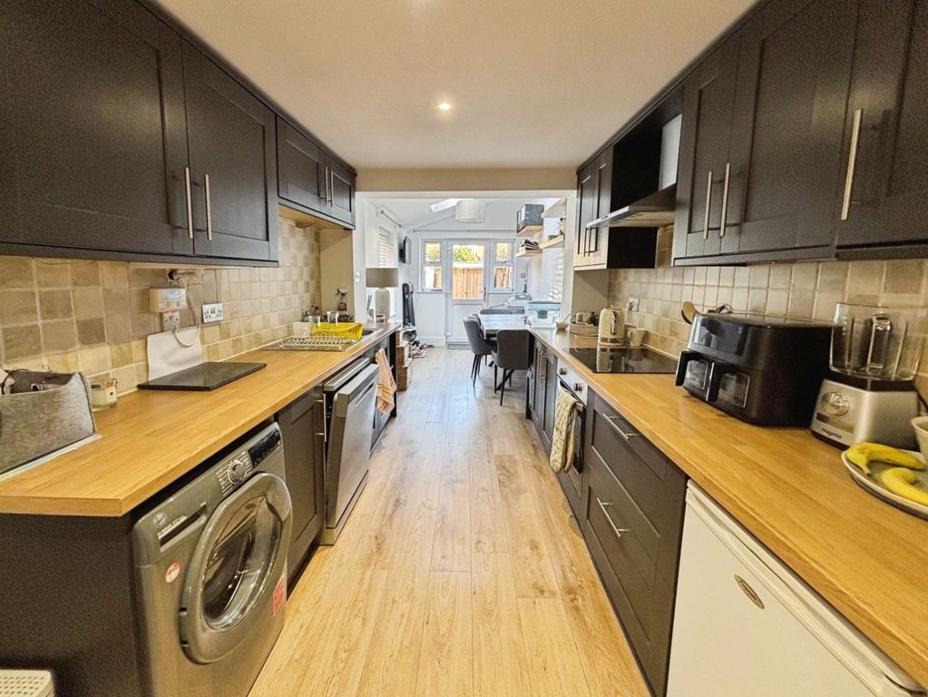 Property photo 2 of 13 Dining Kitchen