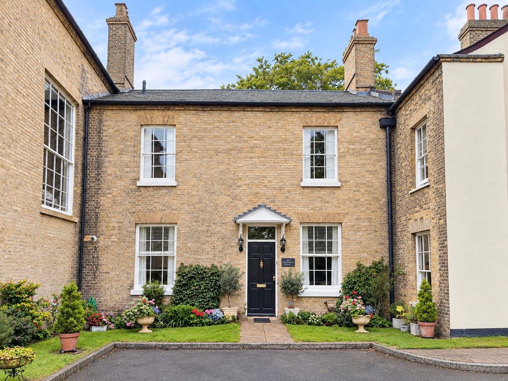 Property photo 1 of 33