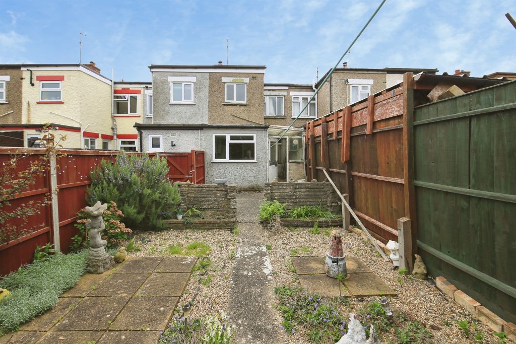 Property photo 3 of 13