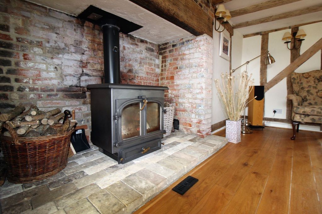 Property photo 3 of 16