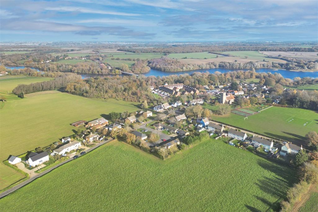 Property photo 2 of 15 Drone