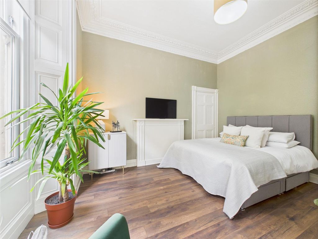 Property photo 3 of 21 Cam03782G0-Pr0166-Still025_Alt.Jpg