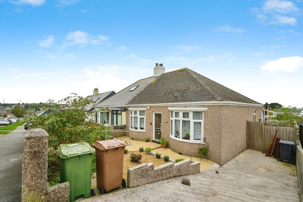 Property photo 1 of 17 Photo