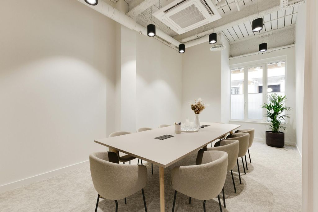 Property photo 3 of 8 Lowres4.Jpg