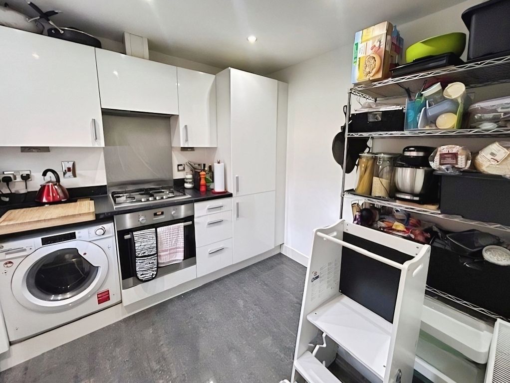 Property photo 3 of 13