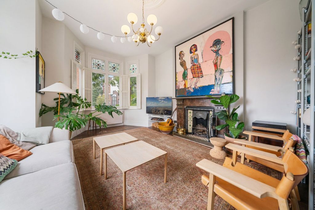 Property photo 3 of 11 Picture No. 01