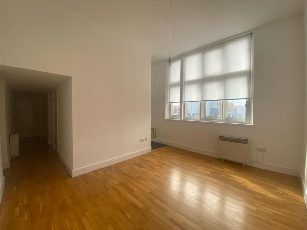 Property photo 2 of 8 6.Jpg