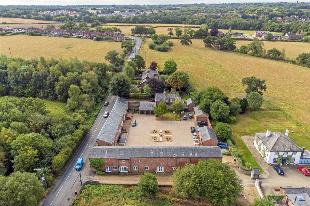 Property photo 3 of 24 Drone