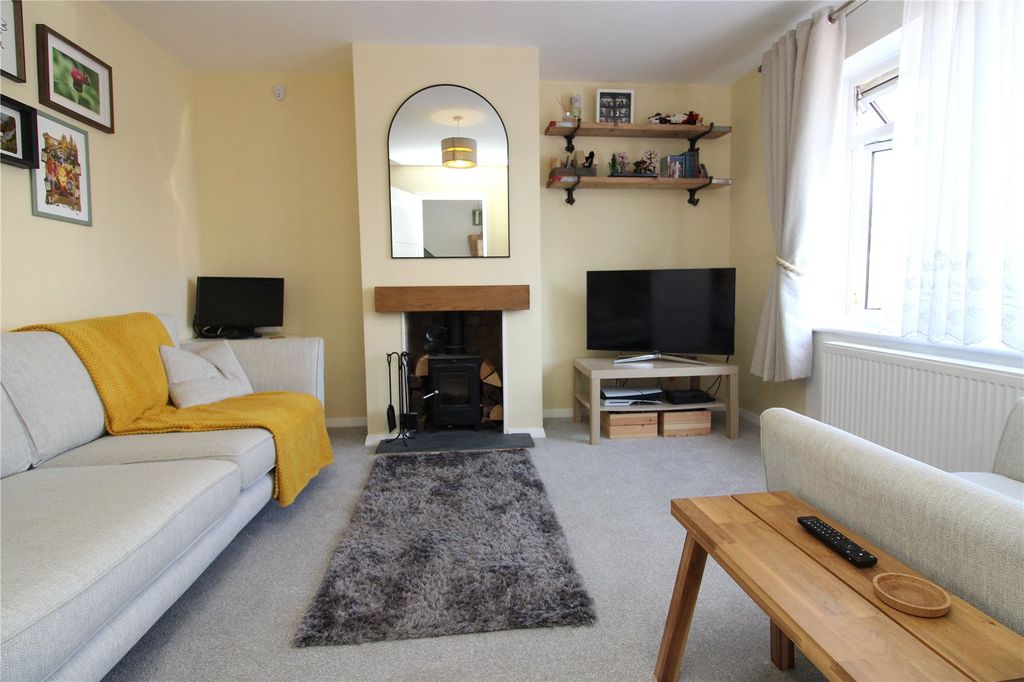 Property photo 2 of 19 Picture No. 10