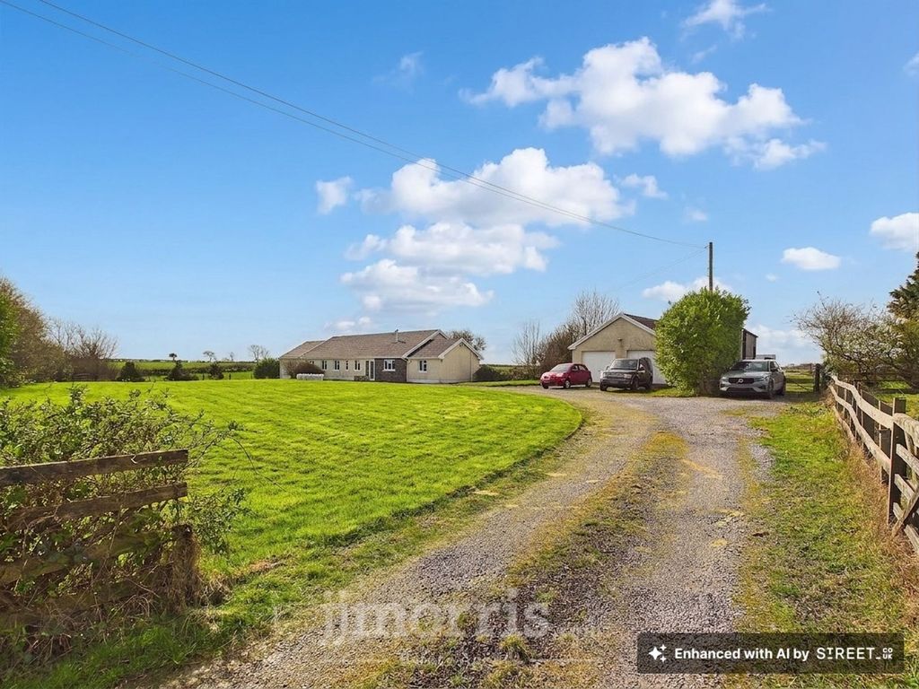 Property photo 2 of 44