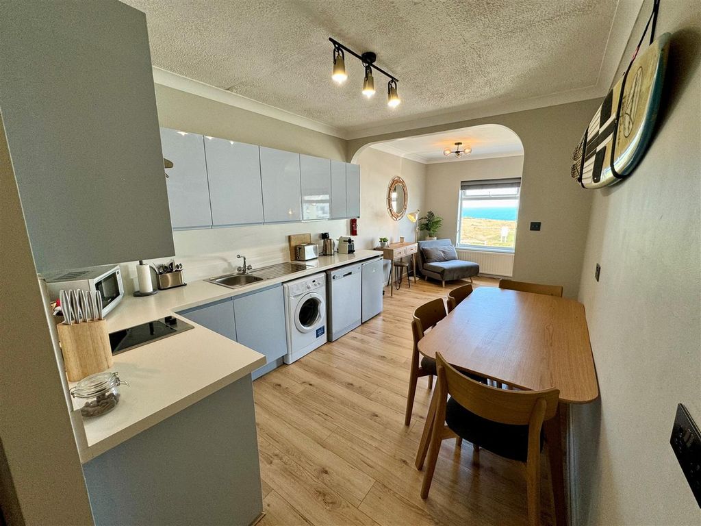 Property photo 2 of 14 6 Vayn Prasada Kitchen