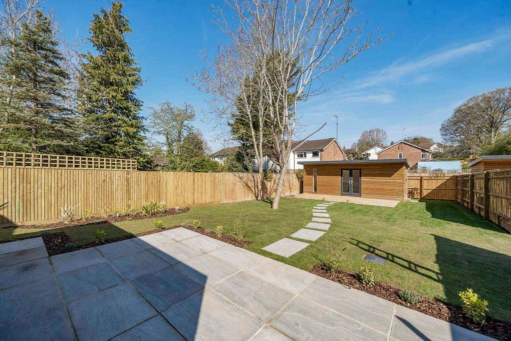 Property photo 3 of 19