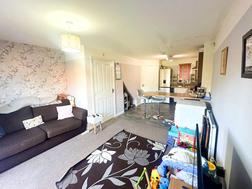 Property photo 2 of 12 Picture No. 41