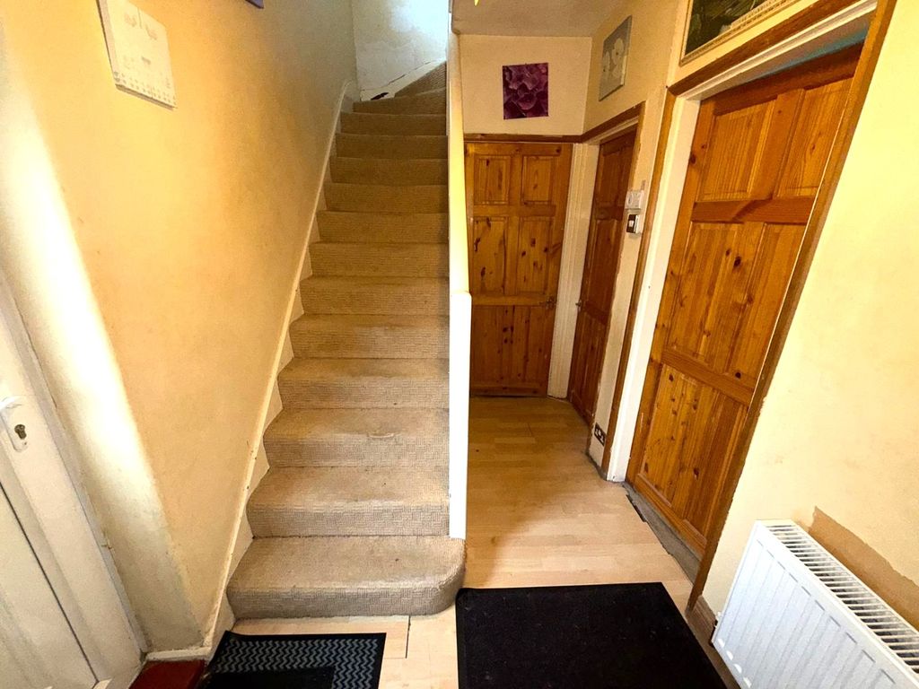 Property photo 3 of 17 Photo 11