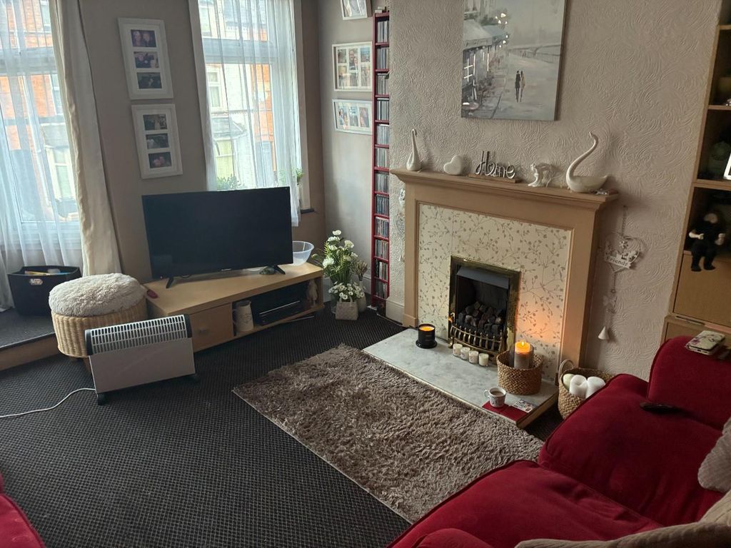 Property photo 2 of 8 Living Room