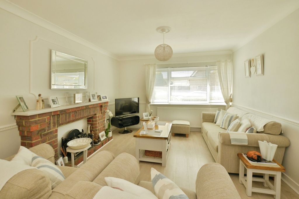 Property photo 2 of 15 Pbox-Img.Jpg