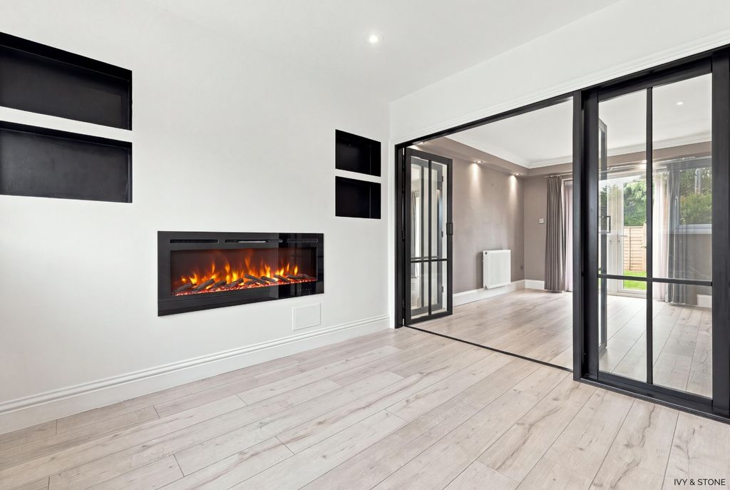 Property photo 1 of 44 5550160
