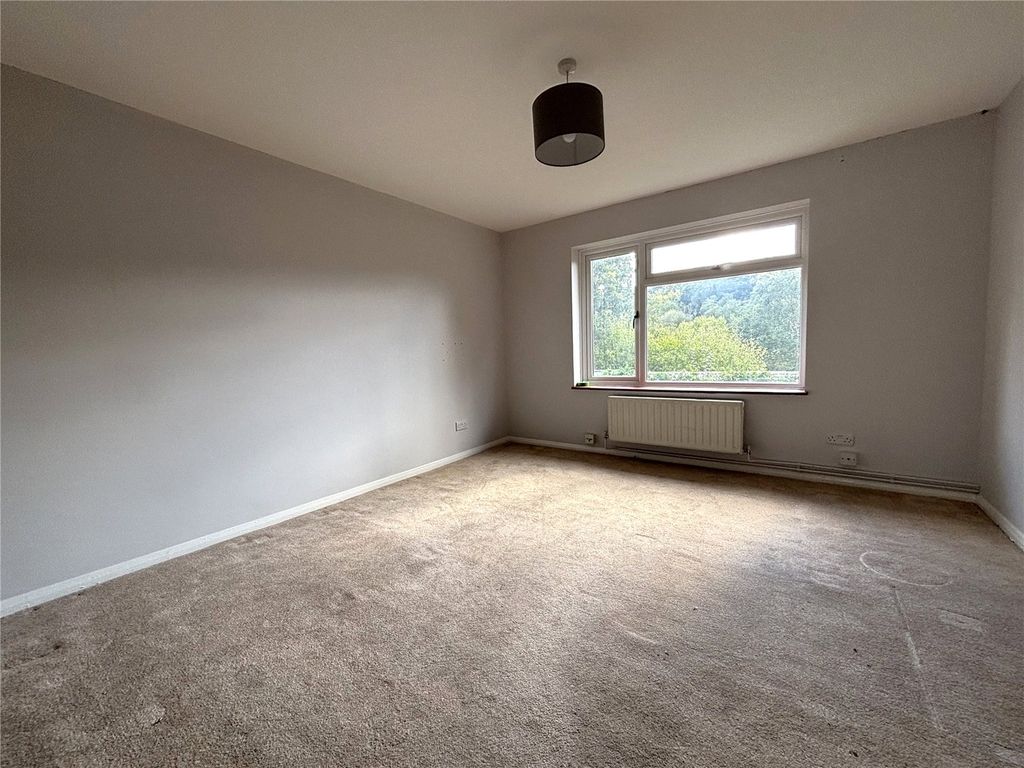 Property photo 3 of 7 Picture No. 06