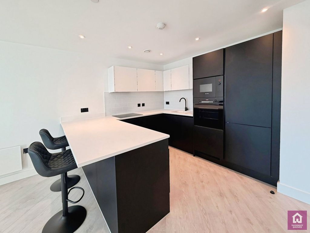 Property photo 2 of 25 Picture No. 09