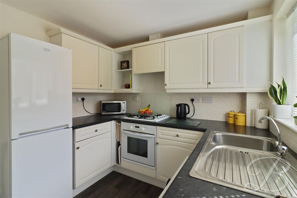 Property photo 2 of 19 Img_5236_1.Jpg