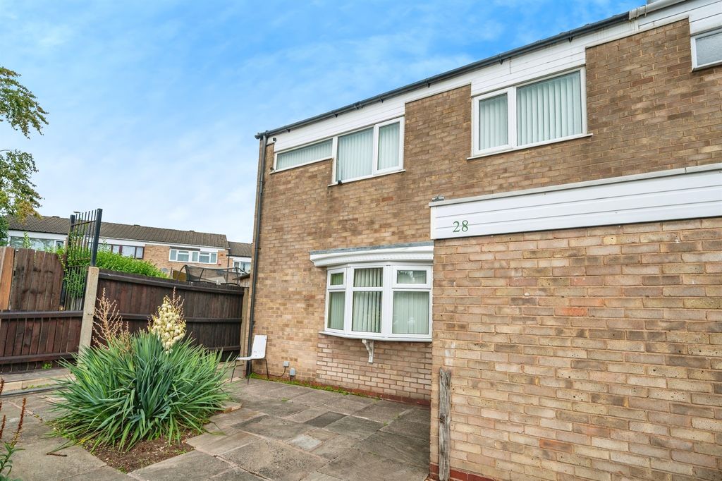 Property photo 2 of 17
