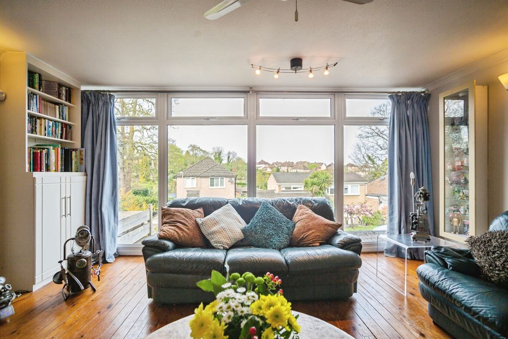 Property photo 1 of 20 243A5419